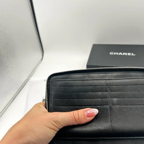 Chanel Patent Leather Black Quilted Organizer Wallet w/ COA - Picture 11 of 11